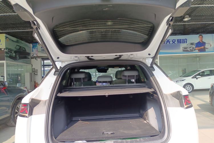 Used BYD Song L DM-i 2025 Intelligent Driving Version 160 km Beyond-Range Type