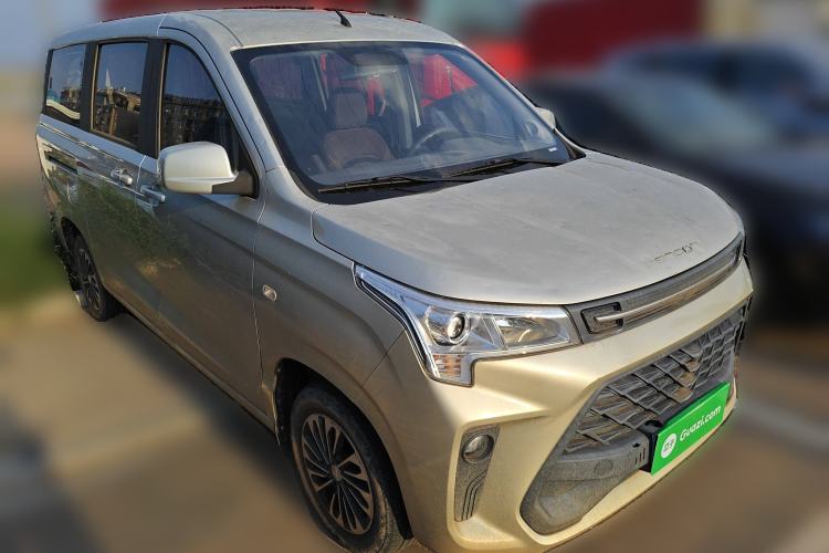 Used Dongfeng Fengon 380 2022 1.5L Comfort-Class Passenger Vehicle (Steel Spring) with 7 Seats
