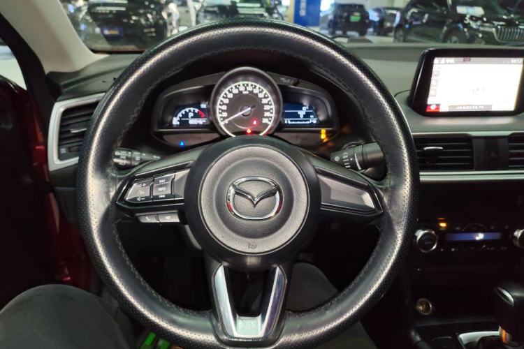 Used Mazda Mazda 3 Axela 2017 Sedan 1.5L Automatic Luxury Model China VI Standard