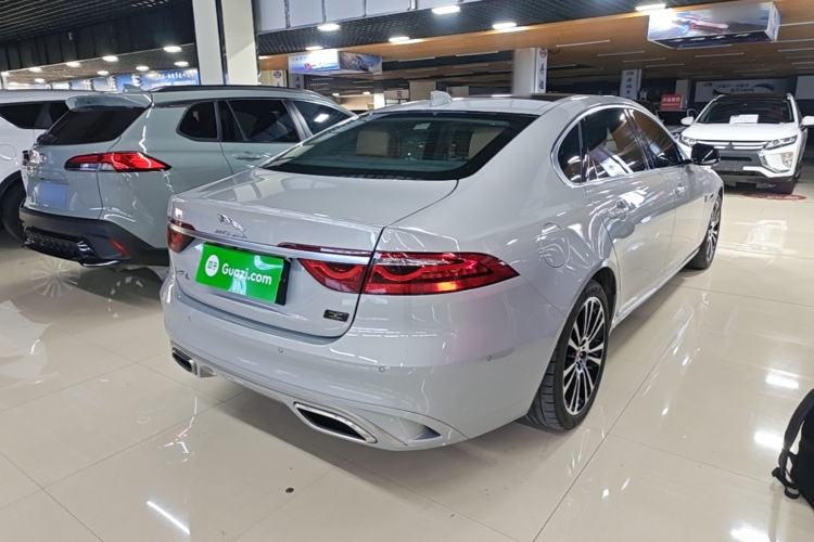Used Jaguar XFL 2024 2.0T P250 Two-Wheel Drive Prestige Luxury Edition
