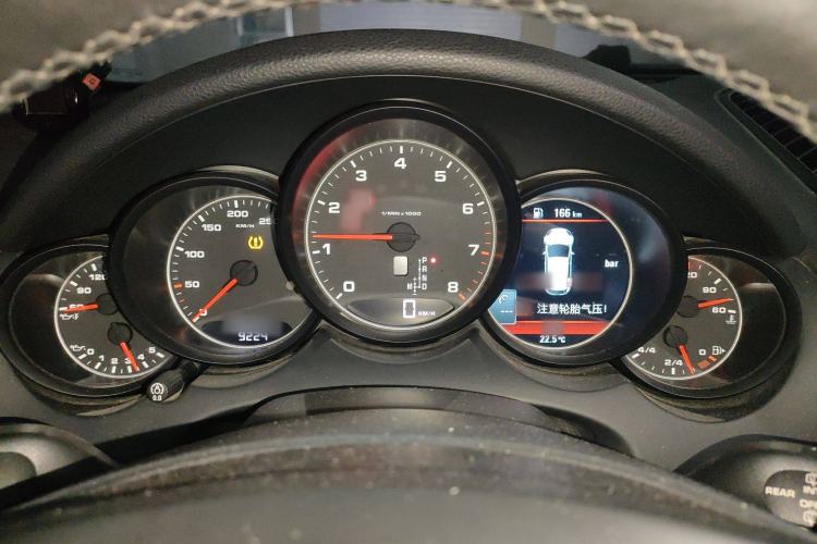 Used Porsche Cayenne 2014 Cayenne Platinum Edition 3.0T