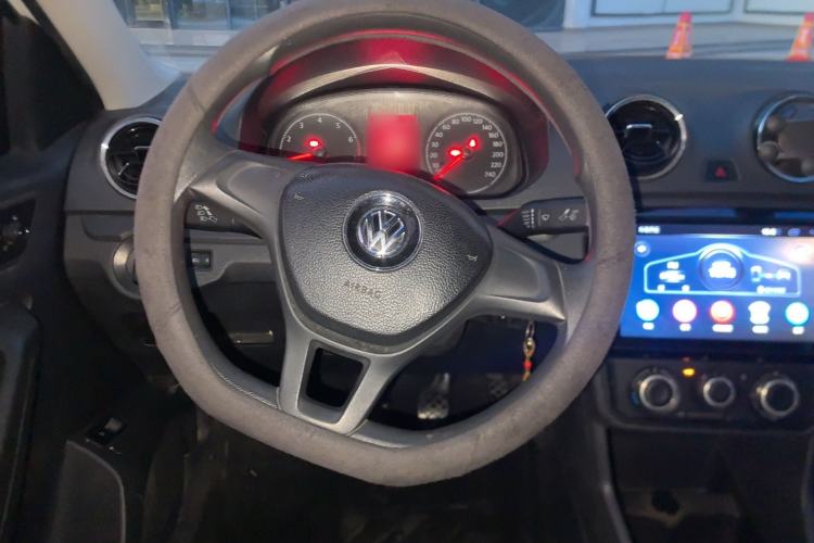 Used Volkswagen Jetta 2017 1.4L Manual Fashion Edition
