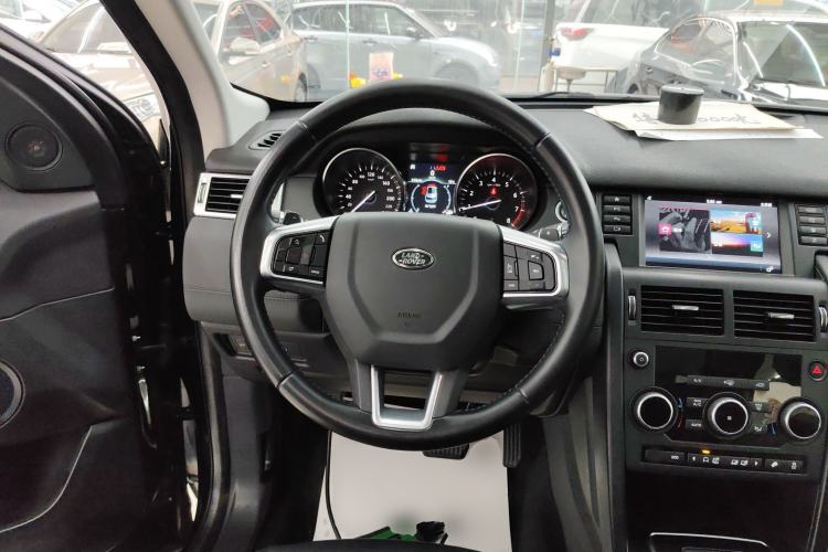 Used Land Rover Discovery Sport 2019 240 PS PURE Edition China VI Standard