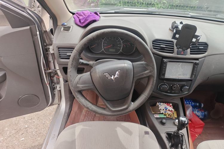 Used Wuling Hongguang 2014 1.2L Base Model China IV