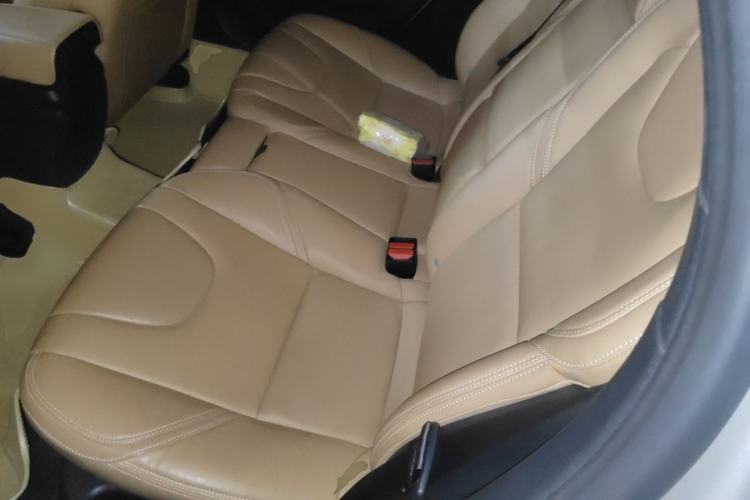 Used Volvo V40 2017 T3 Zhiya Edition
