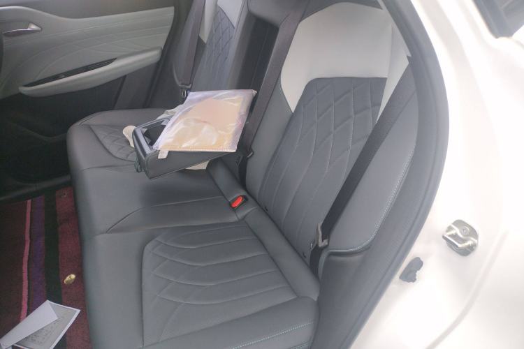 Used Changan UNI-Z New Energy 2025 Smart New Blue Whale 125km Battleship Edition
