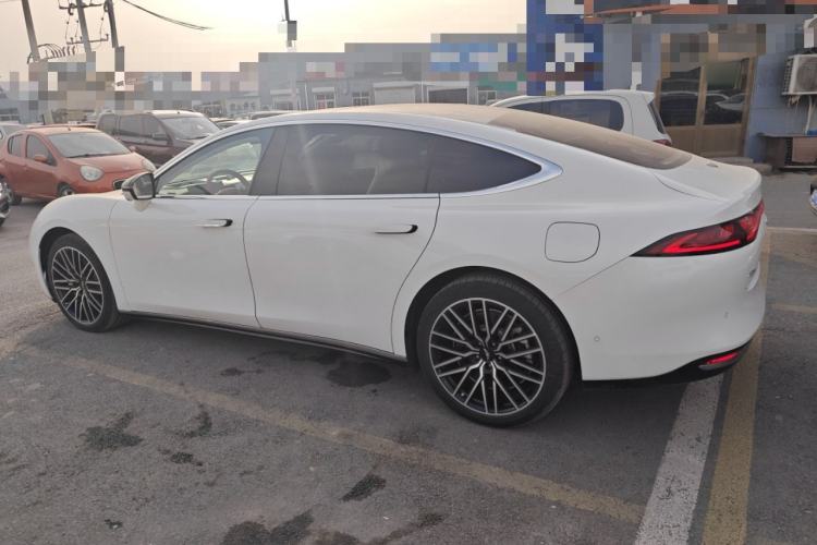 Used Yuanhang Y6 2024 720 km Rear-Drive Luxury Version
