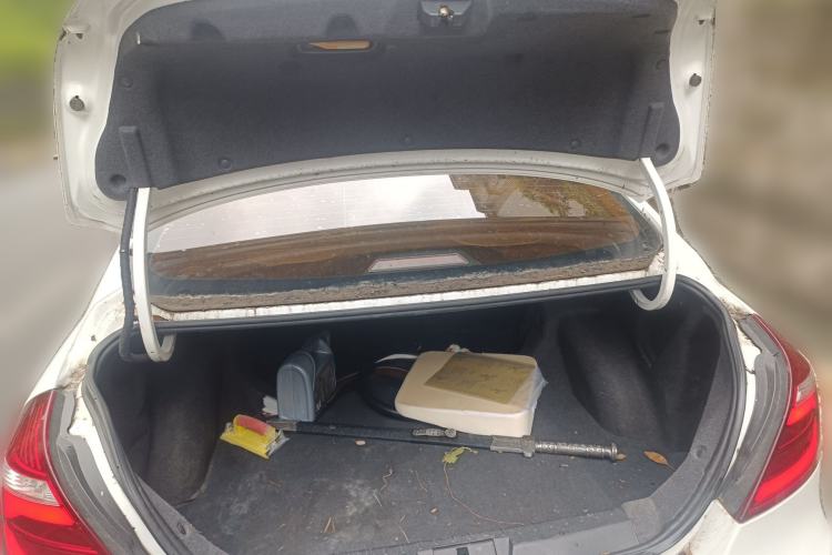 Used Geely Auto Emgrand 2017 Sedan Million Edition 1.5L Manual - Upward Version Trunk