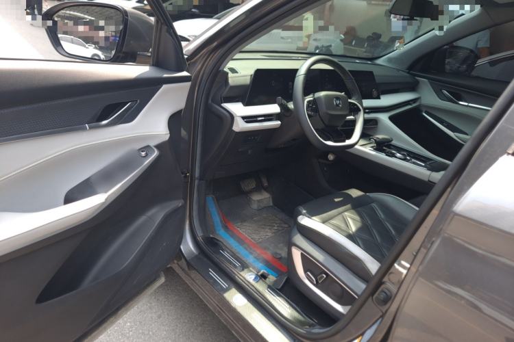 Used CHANGAN CS75 PLUS 2023 3rd Generation 1.5T Automatic Prestige Model Interior 3