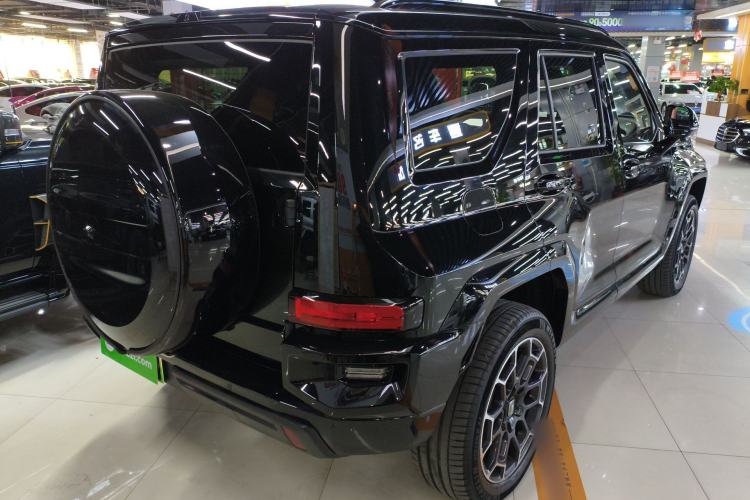 Used Tank 700 New Energy 2024 Hi4-T Extreme Edition Rear Right 45 Deg