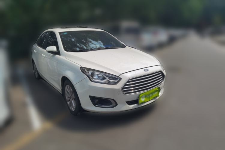 Used Ford Escort 2015 1.5L Automatic Fashion Model