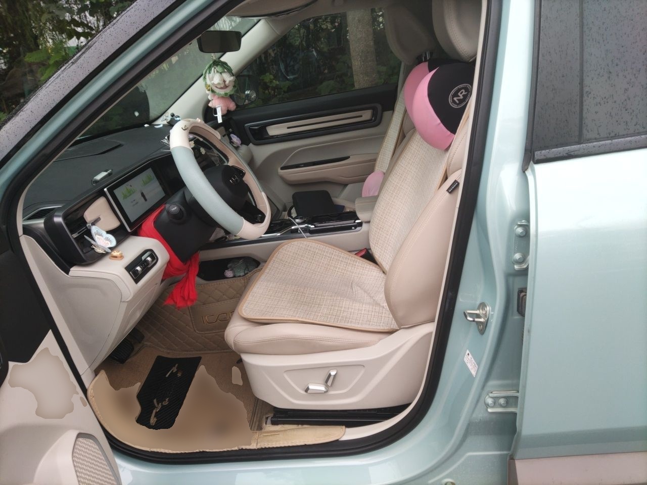 Geely Auto icon 2023 1.5TD Chocolate Smoothie Edition — снимка 17