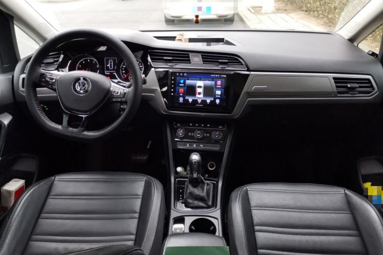 Used Volkswagen Touran 2016 Volkswagen Touran L 280TSI DSG Comfort Edition