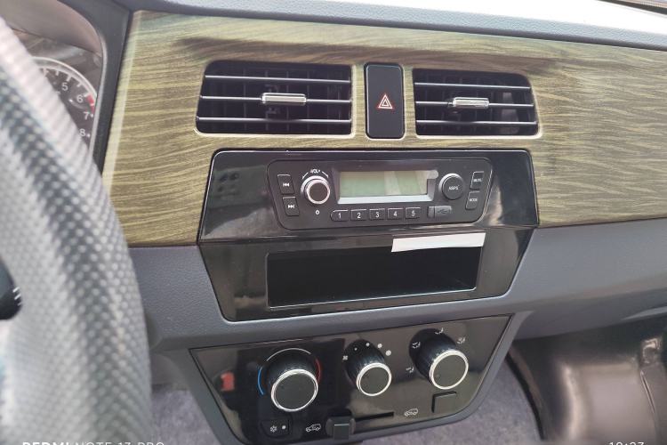 Used Jinbei Hiace X30 2021 1.5L Standard Version Air-Conditioning-Free Bus China VI Emission Standard SWC15M