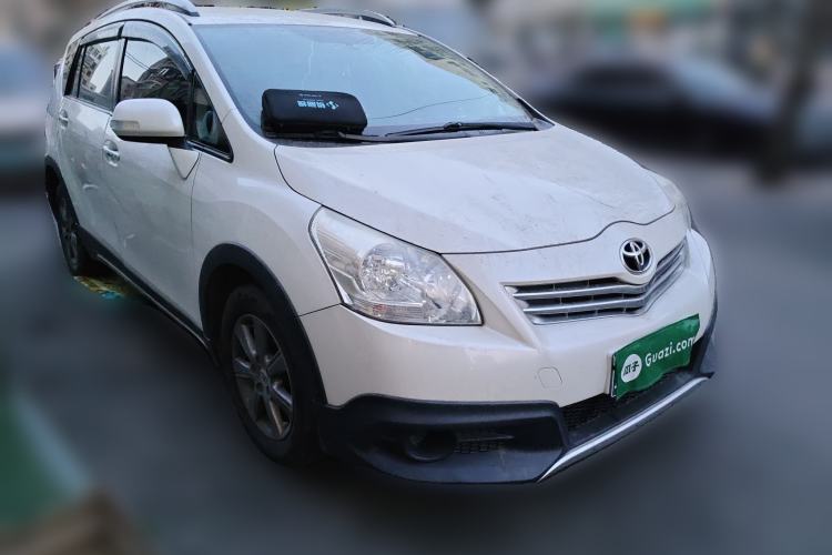 Used Toyota Verso 2015 180E CVT Crossover Edition