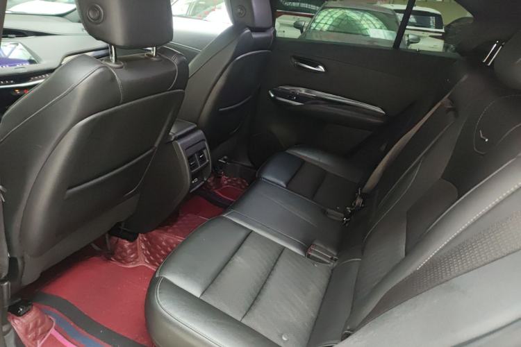 Used Cadillac XT4 2018 28T Two-Wheel Drive Tech Version