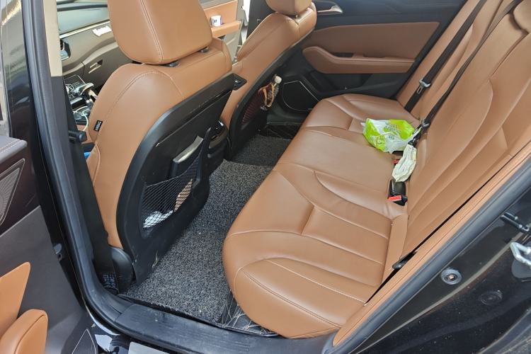 Used Hongqi H5 2018 30TD Smart Connect Dynamic Edition Left Rear Seat