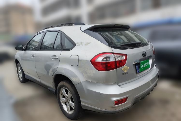 Used BYD S6 2013 Jingyue Edition 2.0L Manual Luxury Model 5 Seats