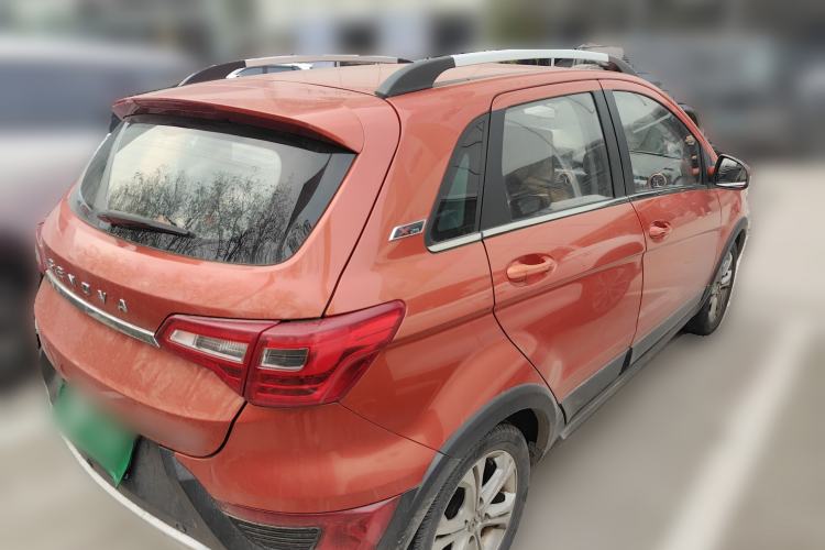 Used BAIC Senova X25 2015 1.5L manual Comfort trim level
