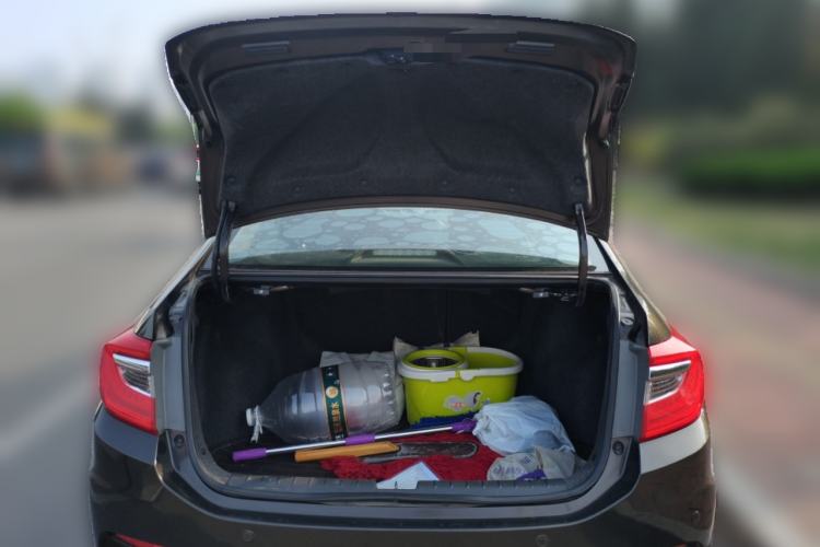 Used Honda Crider 2013 1.8L automatic luxury edition