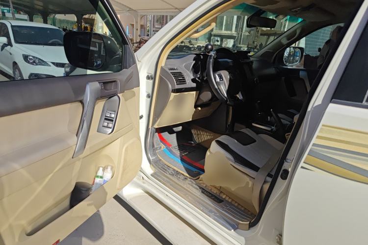 Used Toyota Prado 2015 2.7L Automatic Standard Edition Driver Seat