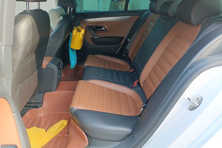 Used Volkswagen FAW-Volkswagen CC 2016 2.0 TSI Luxury Model
