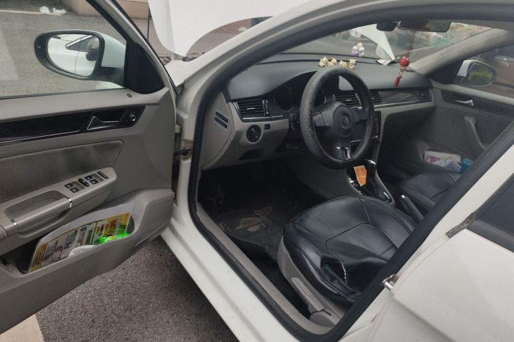 Used Volkswagen Bora 2014 1.6L Automatic Fashion Model