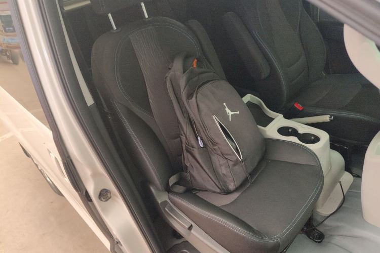 Used JAC Refine M3 2019 IKEA Edition 1.8L Luxury Model Right Front Seat