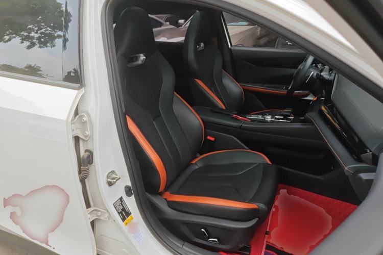 Used CHANGAN UNI-V 2023 1.5T Prestige Model