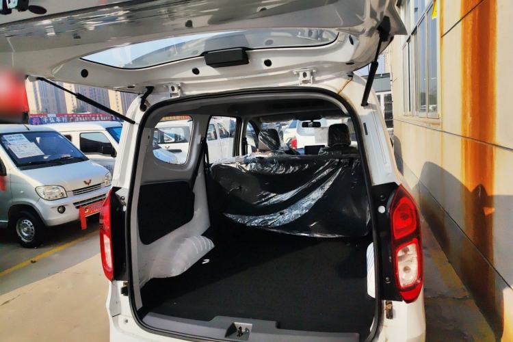 Used Wuling Hongguang New Energy 2024 All-Electric Model 300KM Standard Version