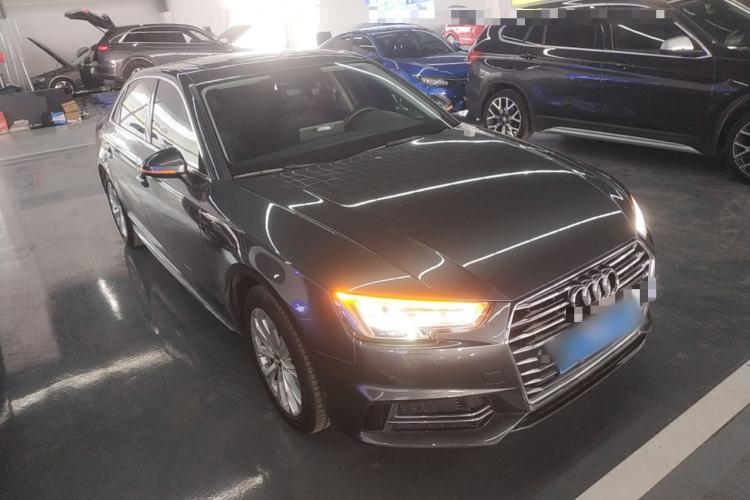 Used Audi A4L 2019 40 TFSI Ambition China VI