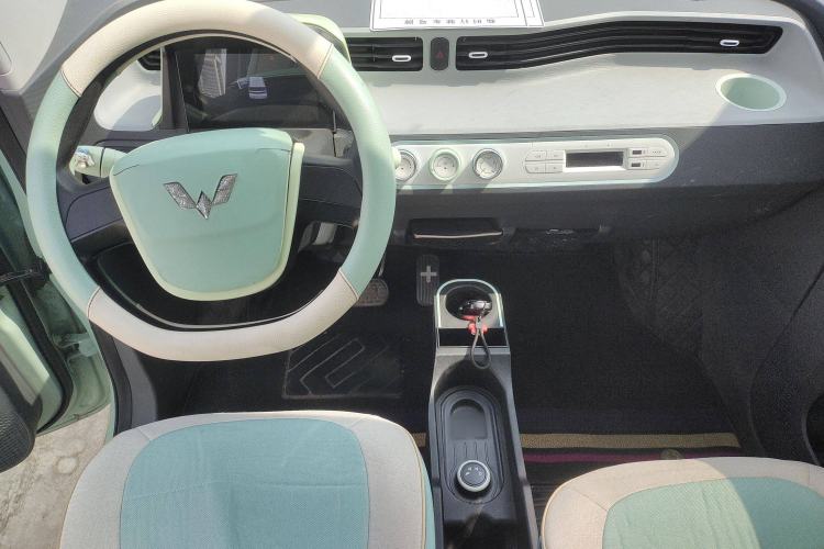 Used Wuling Hongguang MINIEV 2022 Macaron Fashion Model Lithium Iron Phosphate