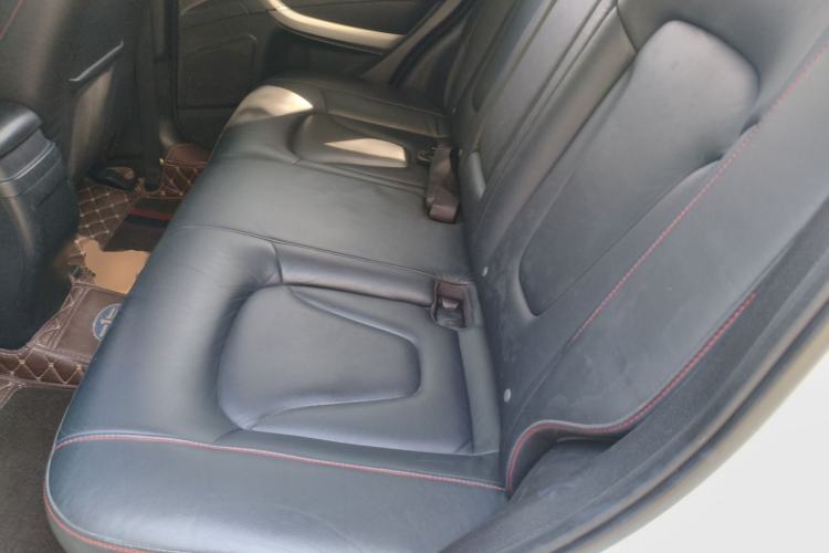 Used Bestune X80 2013 2.0L manual luxury version
