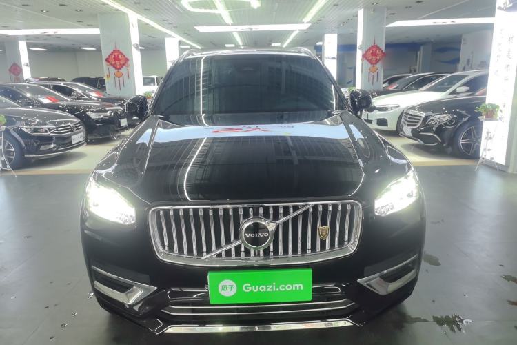 Used Volvo XC90 2024 B5 SmartDrive Luxury Edition 5 Seats Front