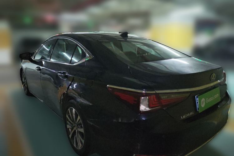 Used Lexus ES 2018 200 Excellence Edition China VI Standard
