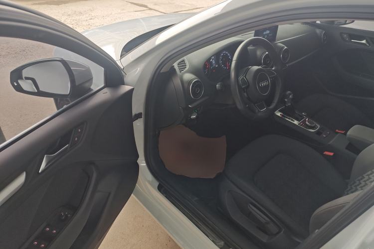 Used Audi A3 2016 Limousine 35 TFSI Ambition Edition