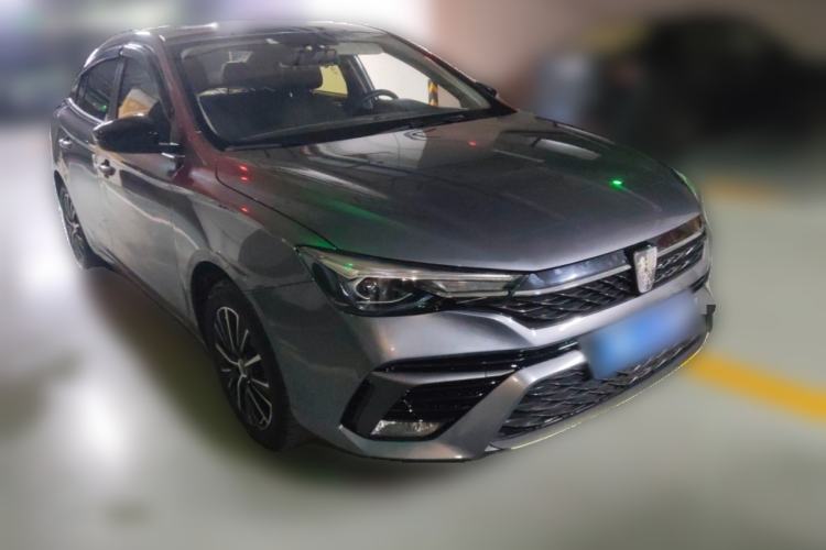 Used Roewe i5 2021 1.5L Manual Platinum Edition Front Right 45 Deg