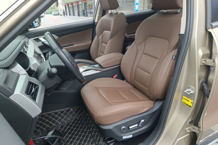 Used Geely Auto Emgrand X7 Sport 2016 1.8TD Automatic ZhiZun Version
