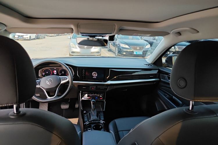 Used Volkswagen Passat 2022 330TSI Elite Edition Custom Version
