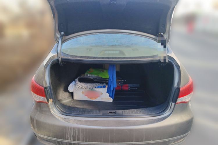 Used Nissan Sylphy 2012 Classic 1.6XE Manual Comfort Edition Trunk