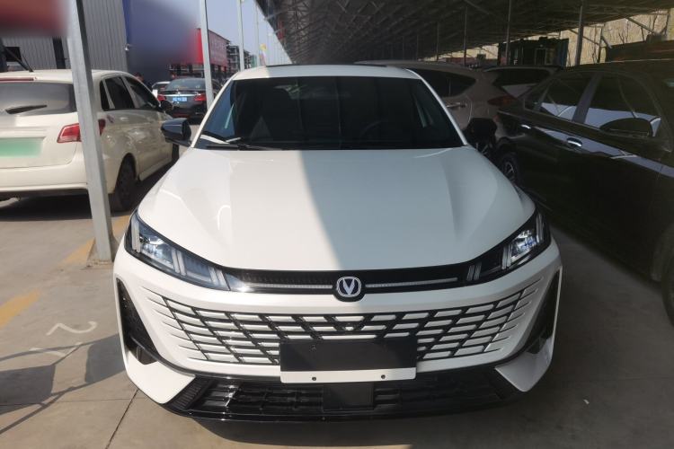 Used CHANGAN Eado 2026 Model, Fourth Generation, 1.5T 500Bar Dynamic Enjoyment Edition Front