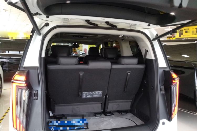 Used GAC Trumpchi M8 2024 Master Series 400T Prestige Edition Trunk