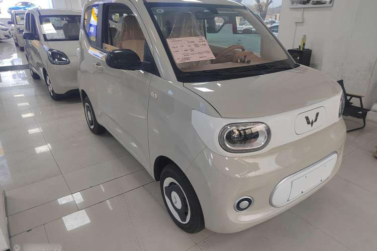 Used Wuling Hongguang MINIEV 2024 3rd Generation 215km Youth Edition