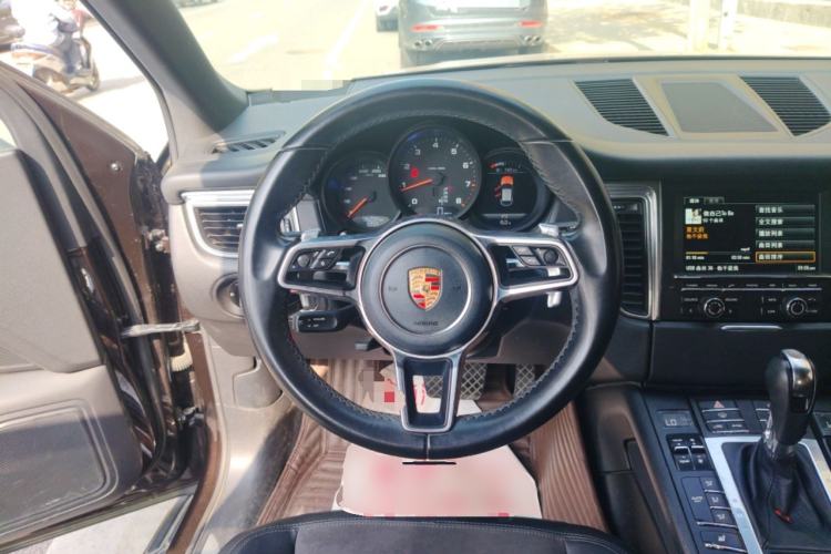 Used Porsche Macan 2014 Macan 2.0T Steering Wheel