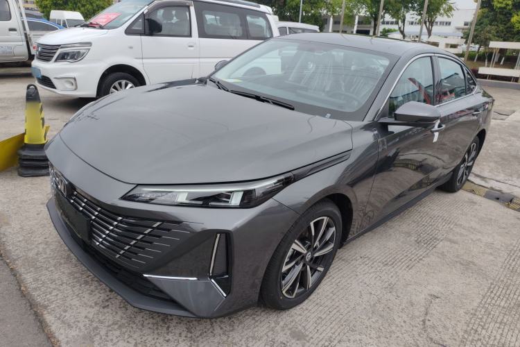 Used CHANGAN Eado 2025 Blue Whale 1.5T 500Bar Prestige Model