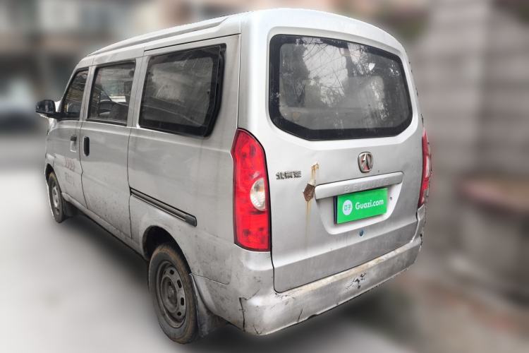 Used BAIC Weiwang 306 2011 1.3L base model 7 seats
