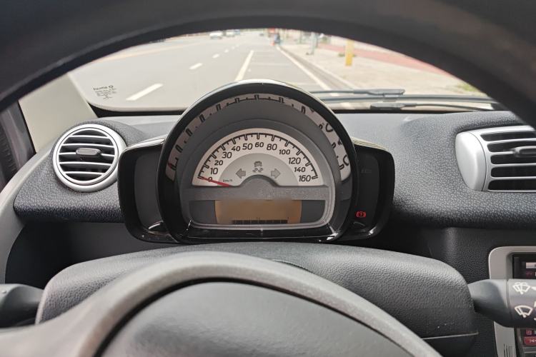 Used smart fortwo 2014 1.0 MHD Hardtop New Year Special Edition Instrument Cluster