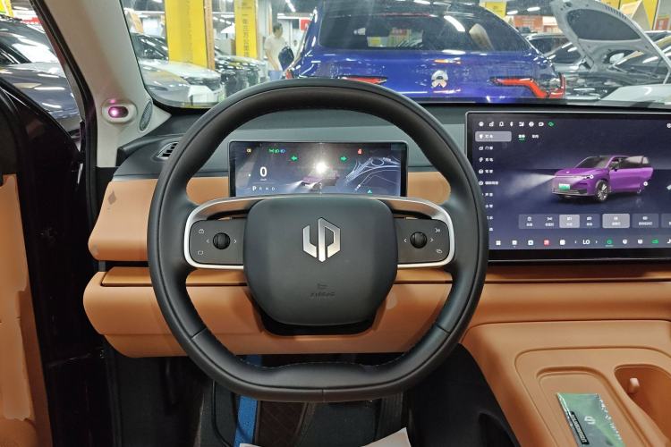 Used Leapmotor C16 2024 Range-Extended 200 LiDAR Edition Steering Wheel