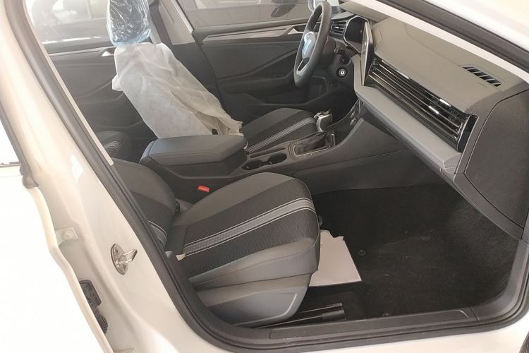 Used Volkswagen Sagitar 2025 300TSI DSG Flyover Edition
