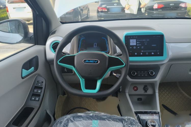 Used JMEV Xiao Qilin 2026 Model PLUS+ Comfort Version
